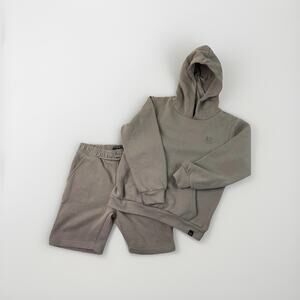 Kenneth Cole Boys 2 Piece Set